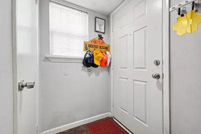 13650 Pyramid Drive, Farmers Branch, TX 75234 - Photo 4