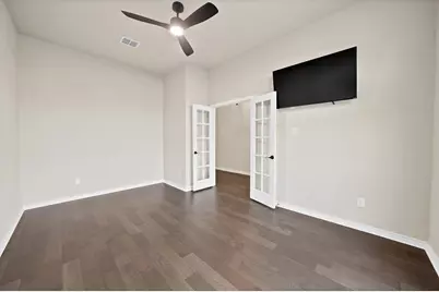 125 Colonial Drive, Joshua, TX 76058 - Photo 8
