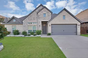 125 Colonial Dr, Joshua, TX 76058 - Photo 4