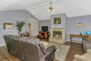 202 Lancelot Dr, Weatherford, TX 76086 - Photo 6