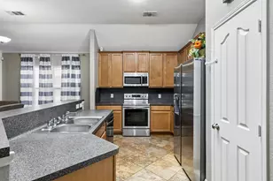 1023 Aviary, Aubrey, TX 76227 - Photo 8