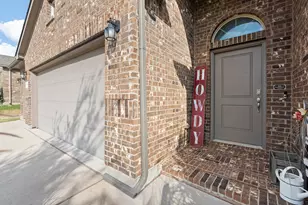1812 Millbrae Rd, Cleburne, TX 76033 - Photo 2