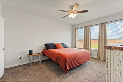 1812 Millbrae Road, Cleburne, TX 76033 - Photo 22