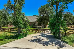 101 Sandlin Ct, Springtown, TX 76082 - Photo 32