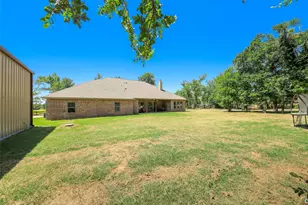 101 Sandlin Ct, Springtown, TX 76082 - Photo 34