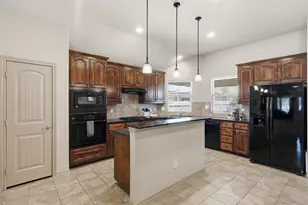8312 Indian Bluff Trail, Fort Worth, TX 76131 - Photo 16
