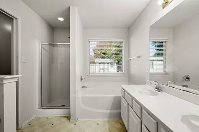 6014 Harwood Crossing Drive, Arlington, TX 76018 - Photo 18