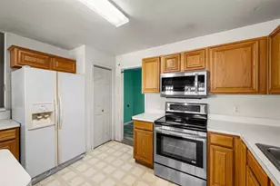 6014 Harwood Crossing Dr, Arlington, TX 76018 - Photo 10