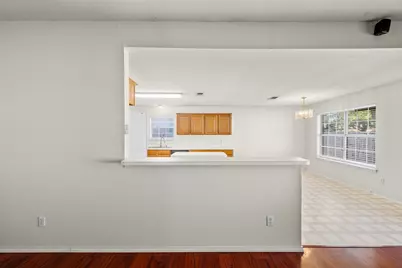 6014 Harwood Crossing Drive, Arlington, TX 76018 - Photo 6