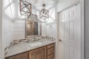 5520 Willow Cir, Fort Worth, TX 76112 - Photo 32