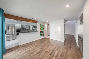5520 Willow Cir, Fort Worth, TX 76112 - Photo 10