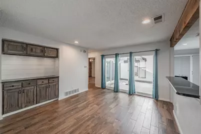 5520 Willow Circle, Fort Worth, TX 76112 - Photo 8