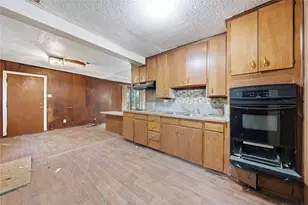 915 Dawson St, Waco, TX 76704 - Photo 6