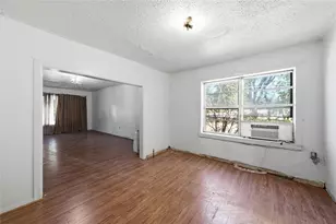 915 Dawson St, Waco, TX 76704 - Photo 4