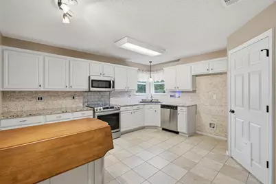1808 Rybovich Lane, Mansfield, TX 76063 - Photo 10
