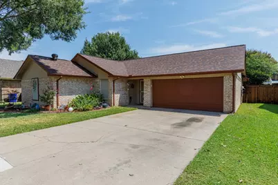 6912 Lyndale Drive, Watauga, TX 76148 - Photo 2