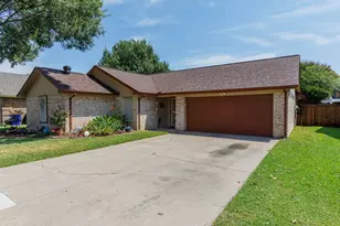 6912 Lyndale Dr, Watauga, TX 76148 - Photo 2
