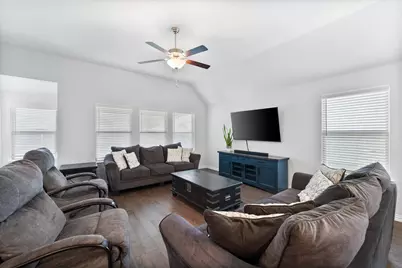 424 Pheasant Hill Lane, Fort Worth, TX 76028 - Photo 14