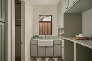 4722 Cowan Ave, Dallas, TX 75209 - Photo 14