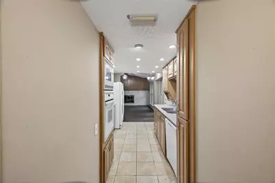 2801 Vancouver Street, Irving, TX 75062 - Photo 18
