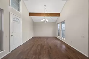 2801 Vancouver St, Irving, TX 75062 - Photo 6