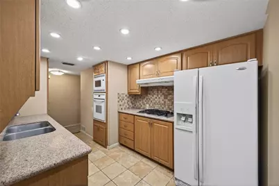 2801 Vancouver Street, Irving, TX 75062 - Photo 16