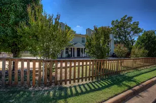 1500 Lipscomb St, Fort Worth, TX 76104 - Photo 4