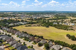122 Donna Cir, Granbury, TX 76049 - Photo 40