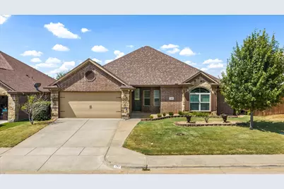 122 Donna Circle, Granbury, TX 76049 - Photo 2