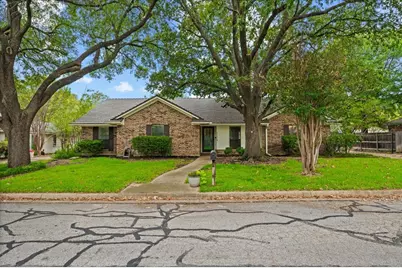 4604 Clay Court Lane, Arlington, TX 76017 - Photo 2