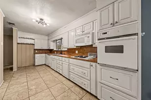 1311 E Stegall Rd, Robinson, TX 76706 - Photo 12