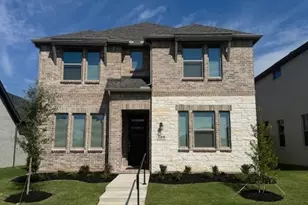 109 N Sky Dr, Celina, TX 75009 - Photo 2