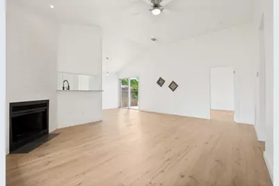 6952 Sammy Circle, Dallas, TX 75237 - Photo 4