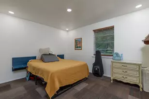11245 Buchanan Dr, Dallas, TX 75228 - Photo 16
