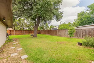 11245 Buchanan Dr, Dallas, TX 75228 - Photo 22