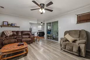 11245 Buchanan Dr, Dallas, TX 75228 - Photo 8