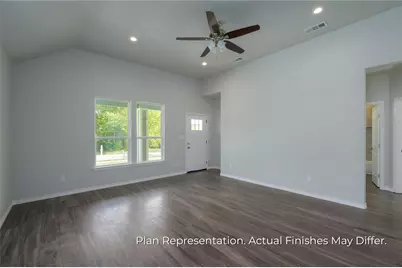 203 E Laura Avenue, Quinlan, TX 75474 - Photo 2