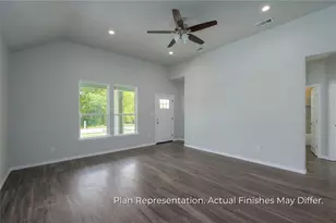 203 E Laura Ave, Quinlan, TX 75474 - Photo 2