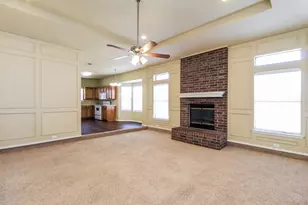 705 Running Creek Dr, Arlington, TX 76001 - Photo 4