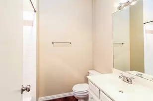 705 Running Creek Dr, Arlington, TX 76001 - Photo 12