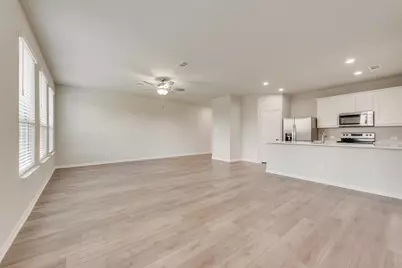 6909 Yellow Hammer Way, Arlington, TX 76001 - Photo 8