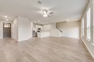 6909 Yellow Hammer Wy, Arlington, TX 76001 - Photo 4