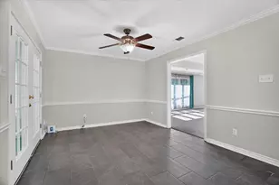 215 Mistletoe Ln, Keene, TX 76059 - Photo 18