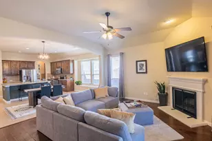 839 Lake Forest Trl, Little Elm, TX 75068 - Photo 10