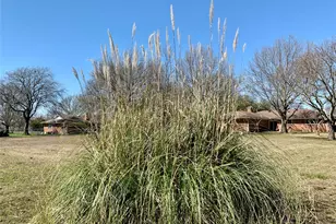 306 Pecan St, Howe, TX 75459 - Photo 32