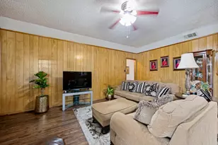 2728 Meadow Green, Bedford, TX 76021 - Photo 4