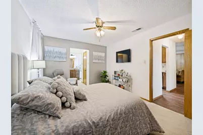 2728 Meadow Green, Bedford, TX 76021 - Photo 12