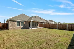425 Kingsbury Ave, Princeton, TX 75407 - Photo 24