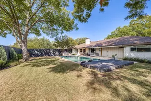 6834 Quarterway Dr, Dallas, TX 75248 - Photo 36