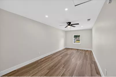2642 Brady Lane, Grand Prairie, TX 75052 - Photo 10